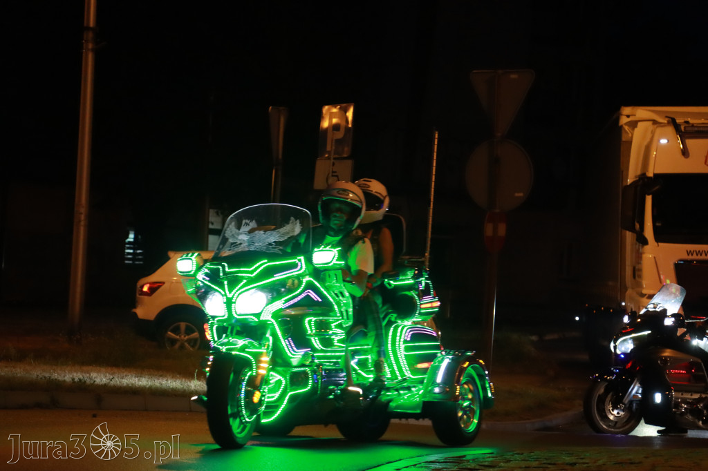 Fotorelacja: Nocna Parada Motocyklowa w Zawierciu