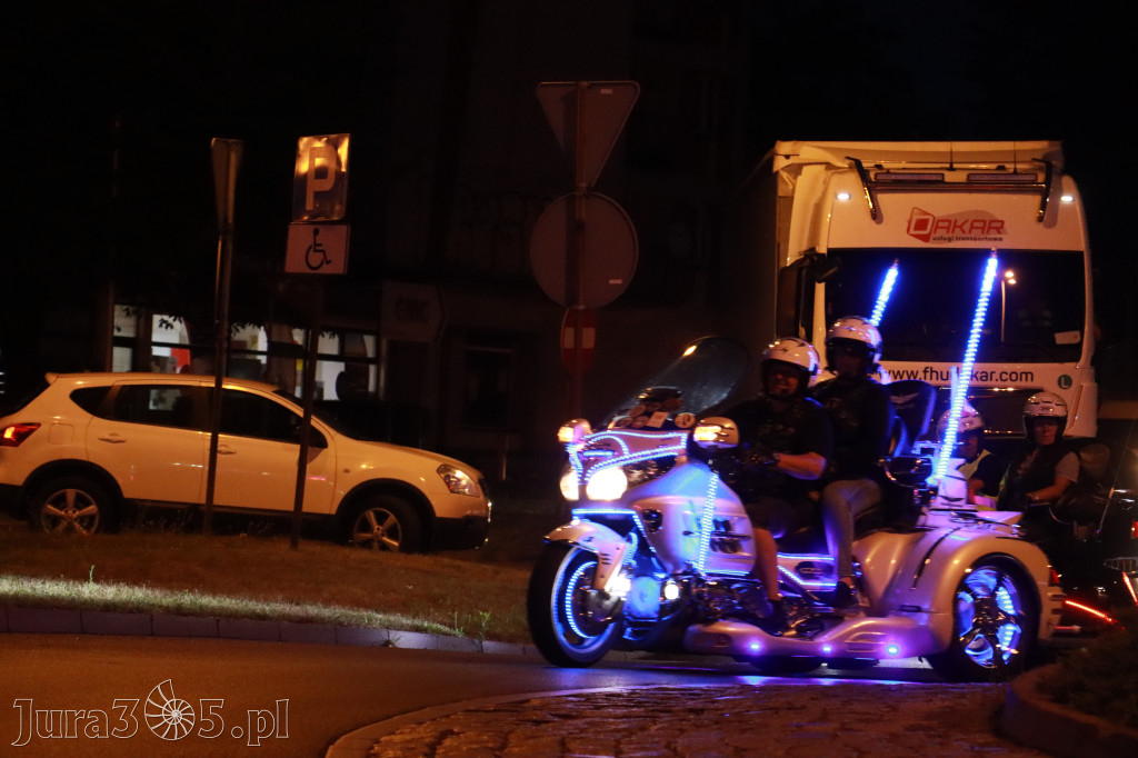 Fotorelacja: Nocna Parada Motocyklowa w Zawierciu