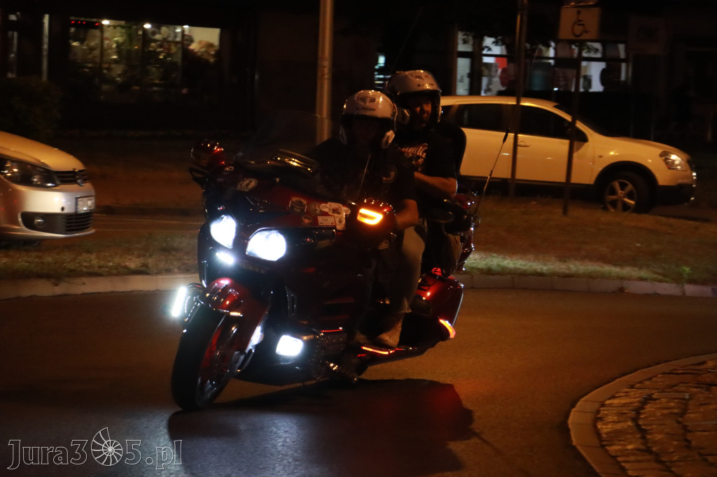 Fotorelacja: Nocna Parada Motocyklowa w Zawierciu