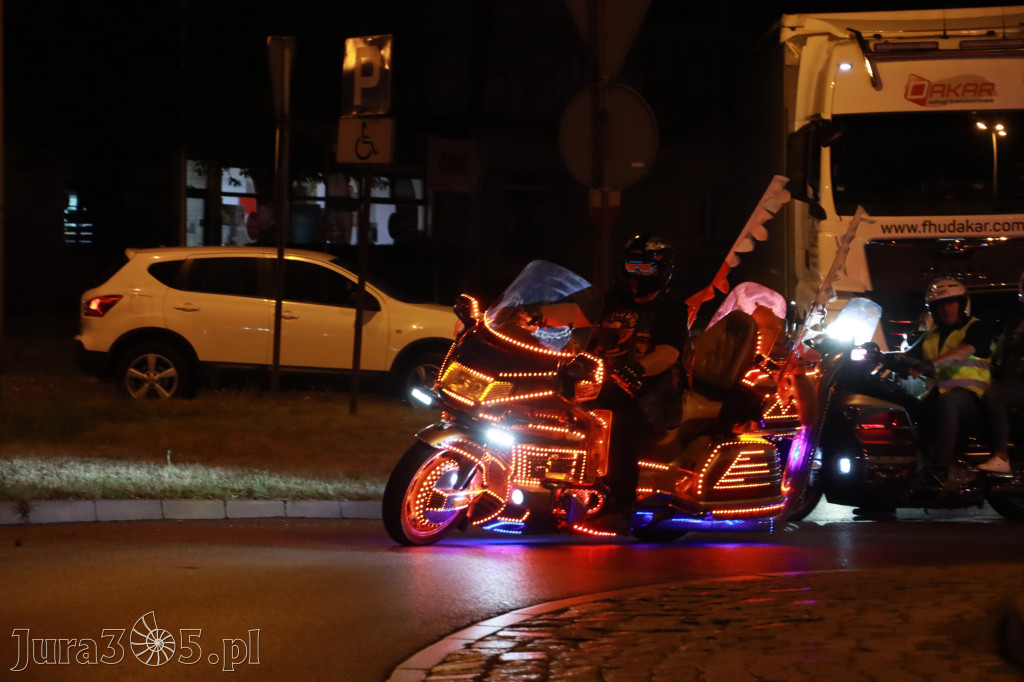 Fotorelacja: Nocna Parada Motocyklowa w Zawierciu