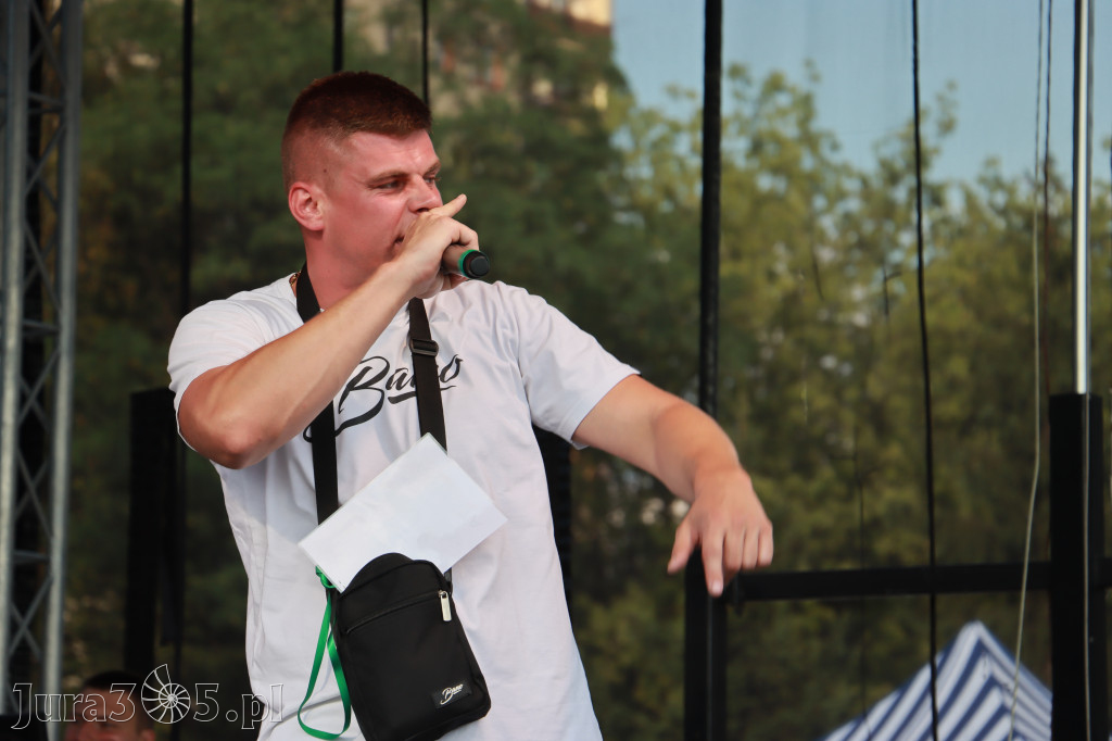 FOTORELACJA: RAP FEST W STREFIE KONCERTÓW w Zawierciu