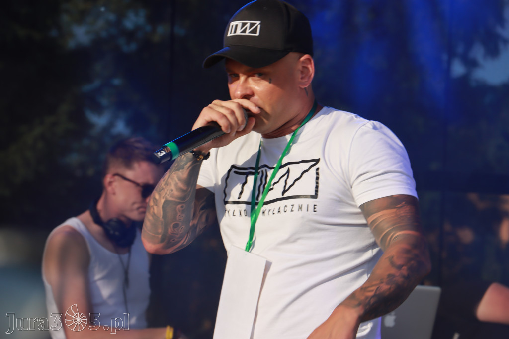 FOTORELACJA: RAP FEST W STREFIE KONCERTÓW w Zawierciu