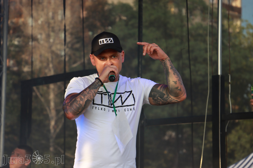 FOTORELACJA: RAP FEST W STREFIE KONCERTÓW w Zawierciu