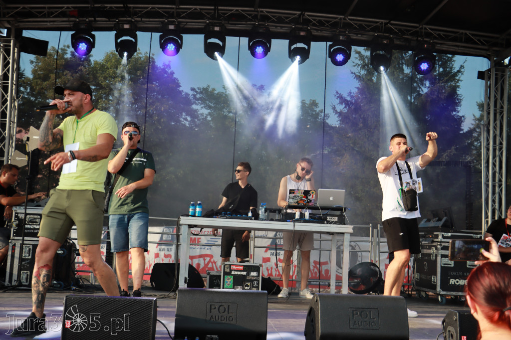 FOTORELACJA: RAP FEST W STREFIE KONCERTÓW w Zawierciu