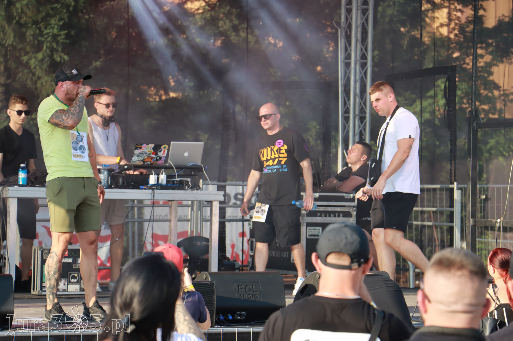 FOTORELACJA: RAP FEST W STREFIE KONCERTÓW w Zawierciu