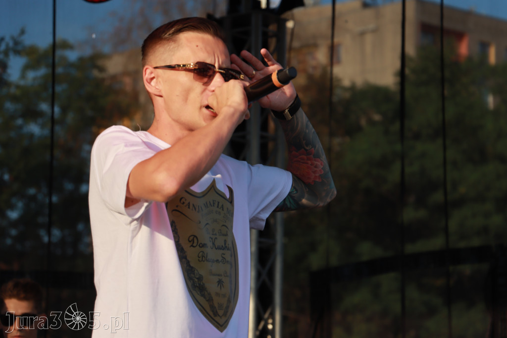 FOTORELACJA: RAP FEST W STREFIE KONCERTÓW w Zawierciu