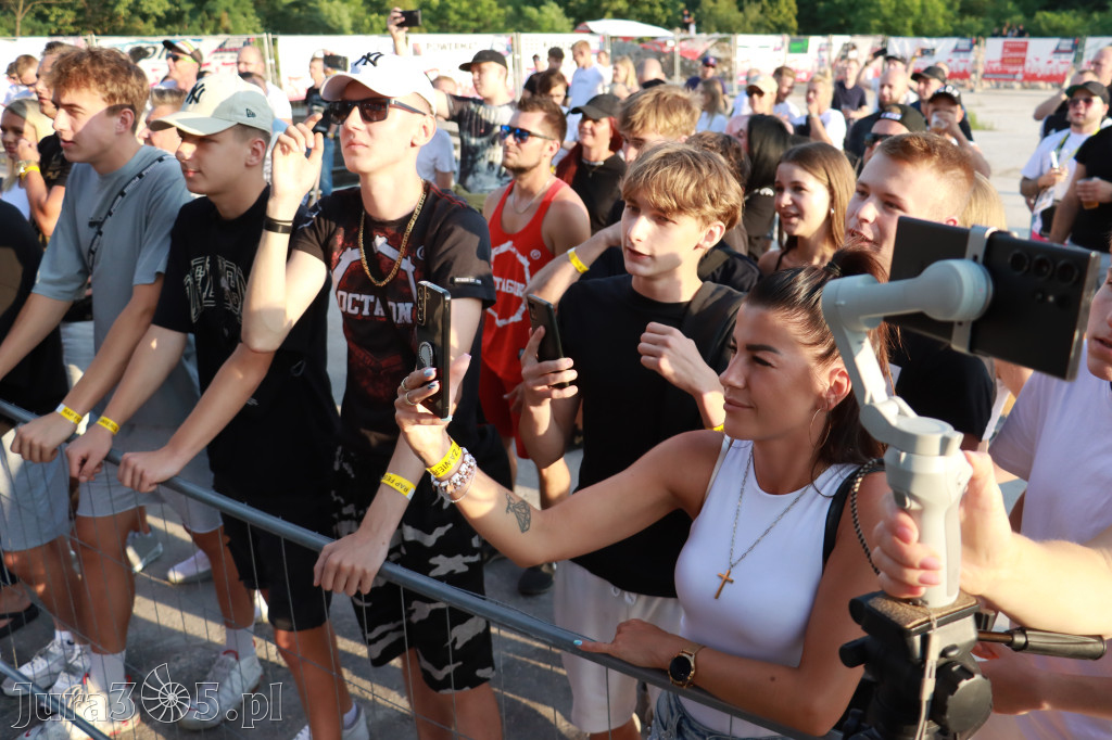 FOTORELACJA: RAP FEST W STREFIE KONCERTÓW w Zawierciu