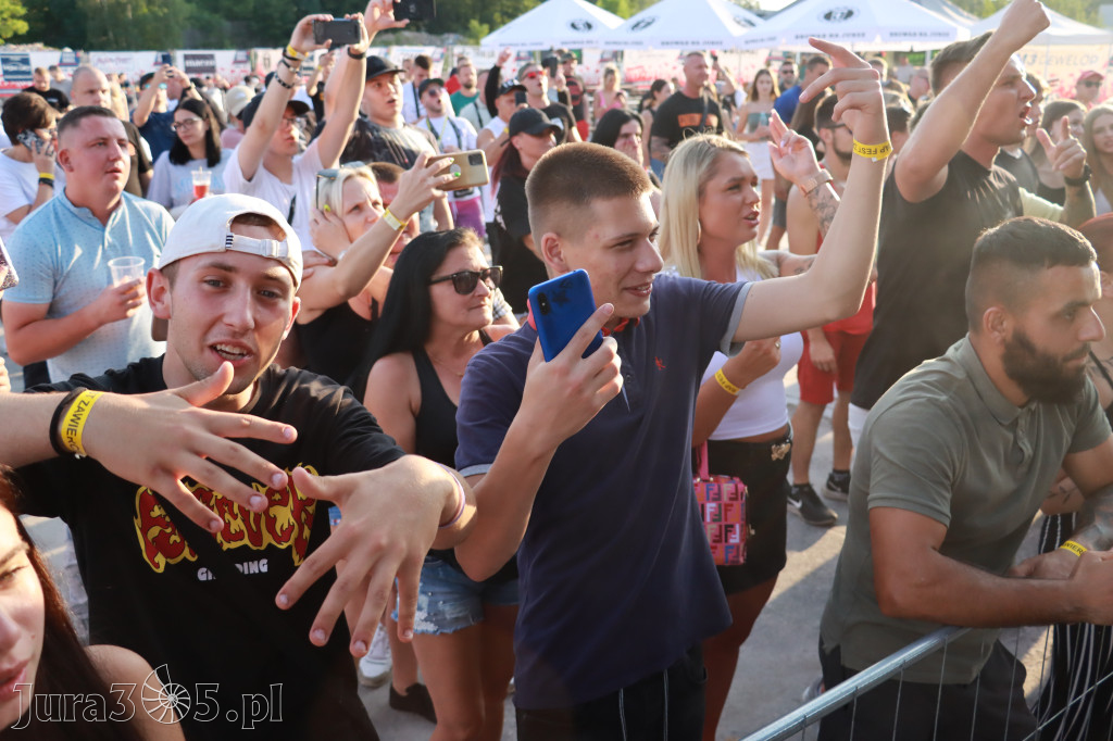 FOTORELACJA: RAP FEST W STREFIE KONCERTÓW w Zawierciu