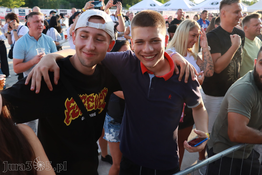 FOTORELACJA: RAP FEST W STREFIE KONCERTÓW w Zawierciu