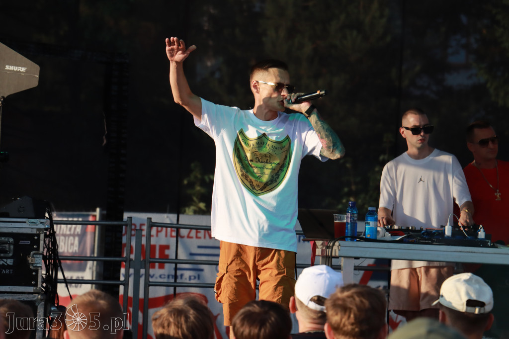 FOTORELACJA: RAP FEST W STREFIE KONCERTÓW w Zawierciu