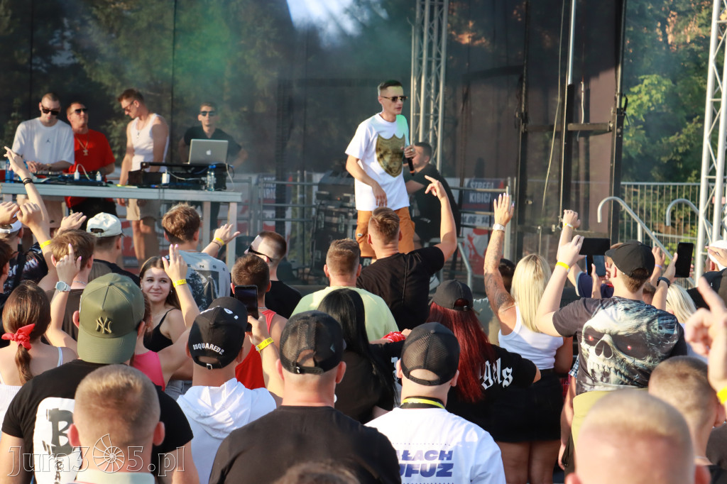 FOTORELACJA: RAP FEST W STREFIE KONCERTÓW w Zawierciu