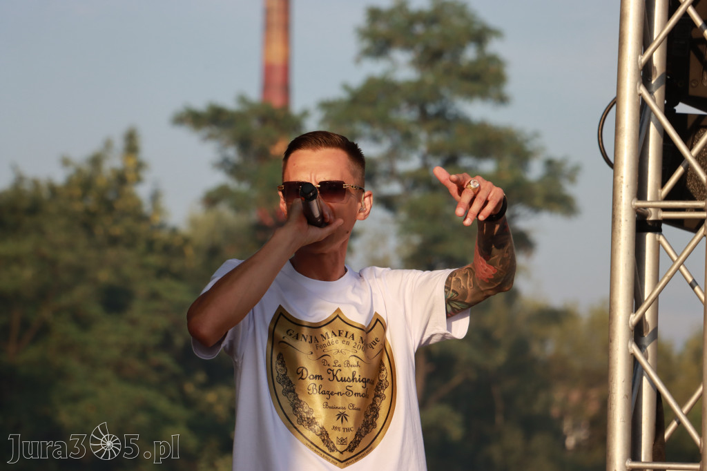 FOTORELACJA: RAP FEST W STREFIE KONCERTÓW w Zawierciu