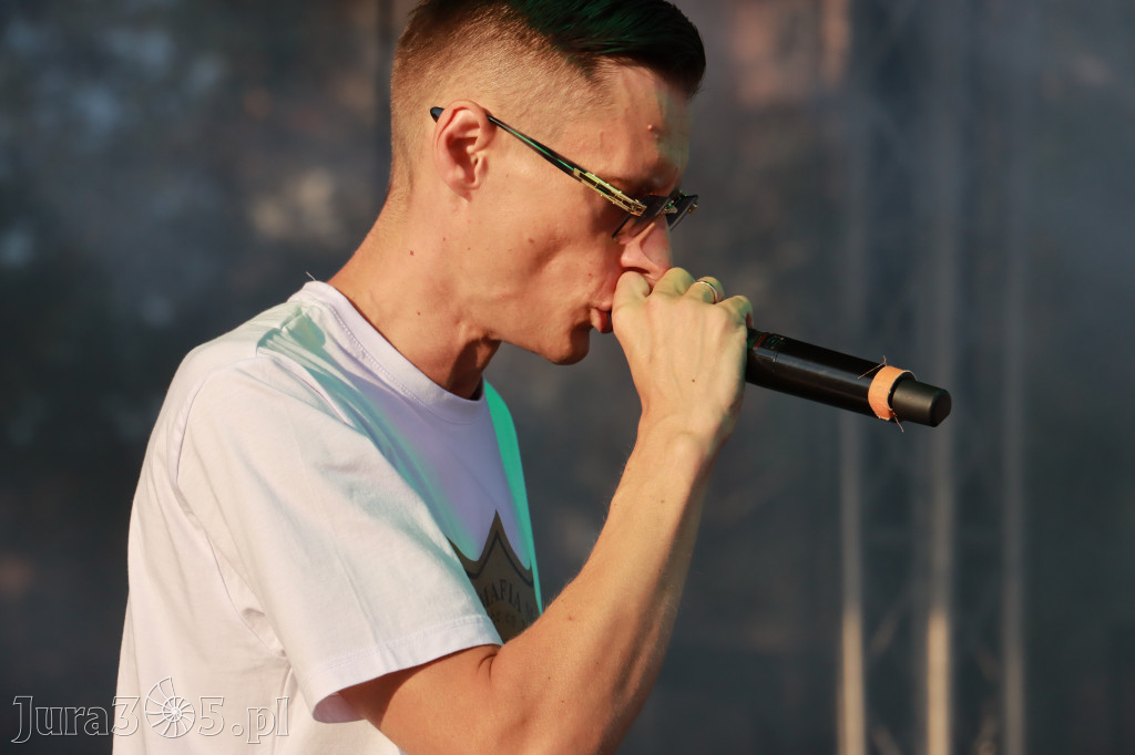 FOTORELACJA: RAP FEST W STREFIE KONCERTÓW w Zawierciu