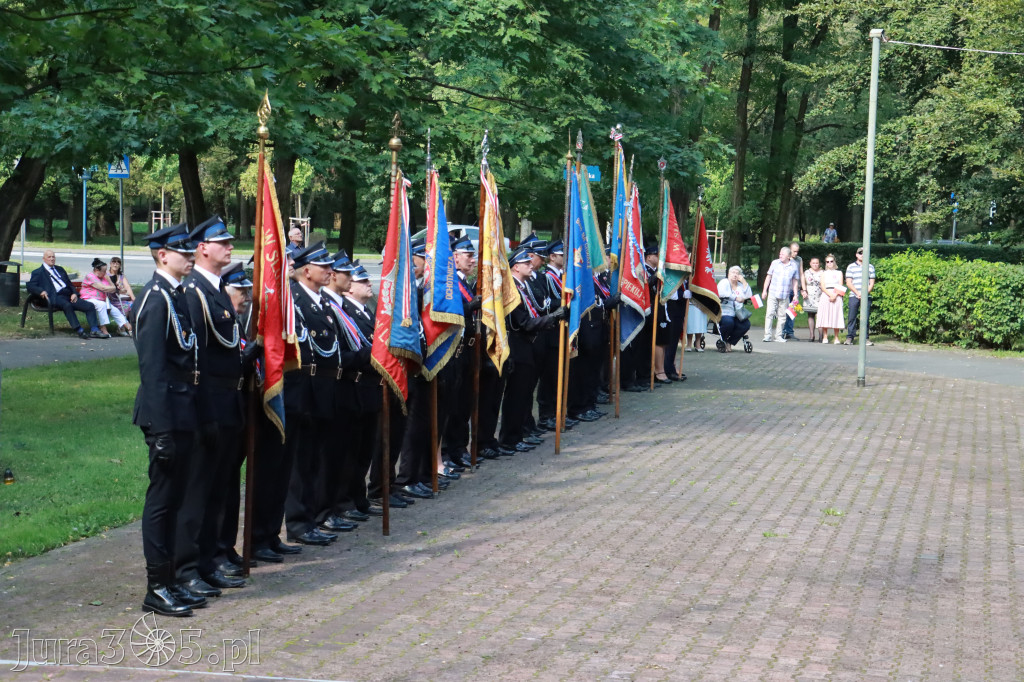 Fotorelacja: Obchody Święta Wojska Polskiego w Zawierciu