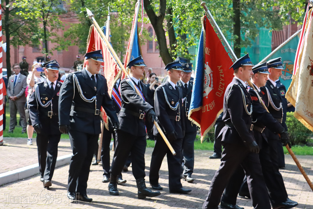 Fotorelacja: Obchody Święta Wojska Polskiego w Zawierciu