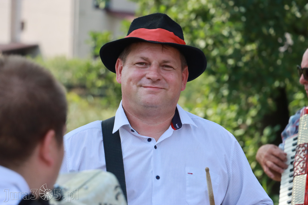 Fotorelacja: Korowód Dożynkowy w Kroczycach - Zlot Ciągników