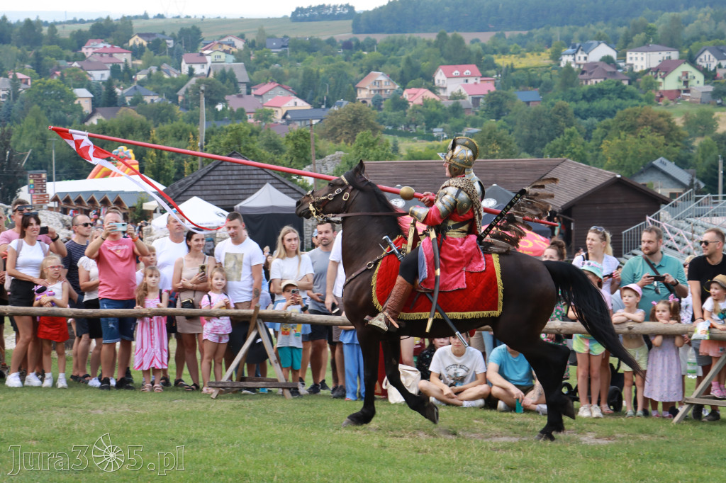 Fotorelacja: Pokaz konny husarii na Zamku Ogrodzieniec