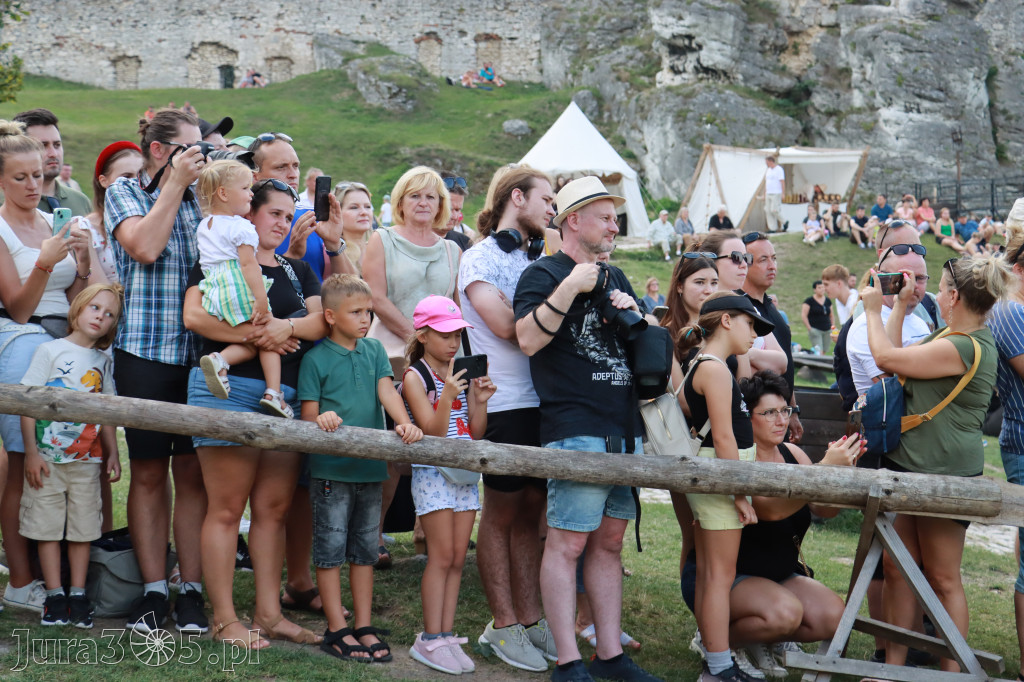 Fotorelacja: Pokaz konny husarii na Zamku Ogrodzieniec
