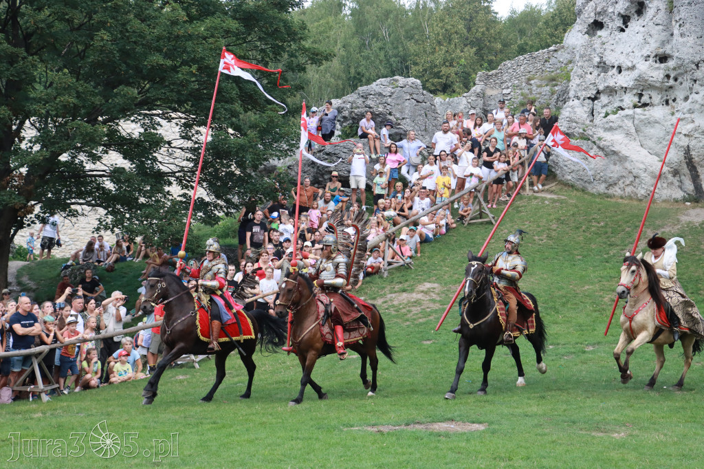 Fotorelacja: Pokaz konny husarii na Zamku Ogrodzieniec