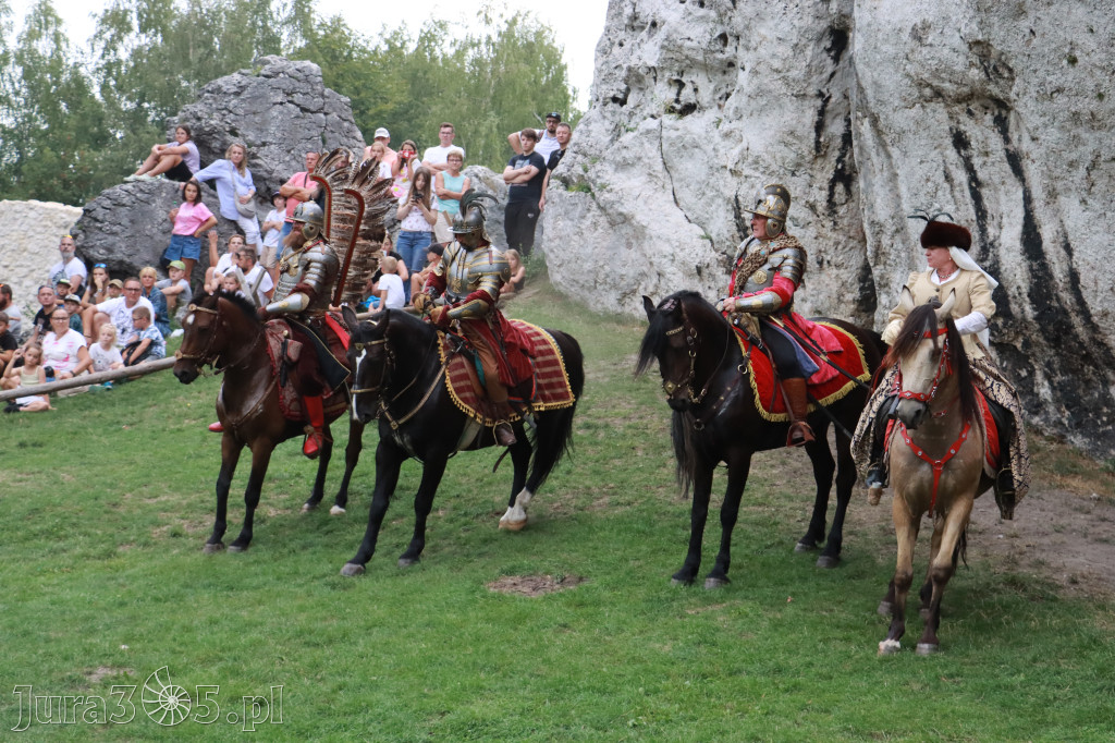 Fotorelacja: Pokaz konny husarii na Zamku Ogrodzieniec