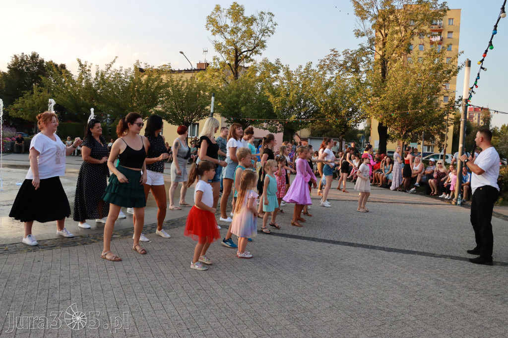 Fotorelacja: Miasto Zawiercie tańczy latino!
