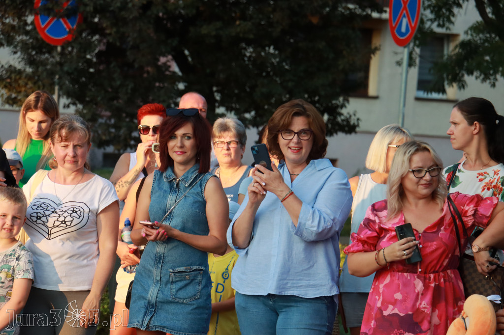Fotorelacja: Miasto Zawiercie tańczy latino!