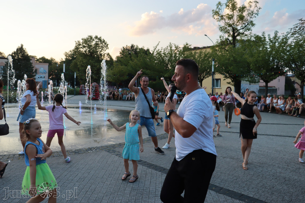 Fotorelacja: Miasto Zawiercie tańczy latino!