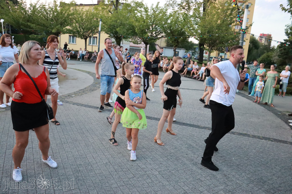 Fotorelacja: Miasto Zawiercie tańczy latino!