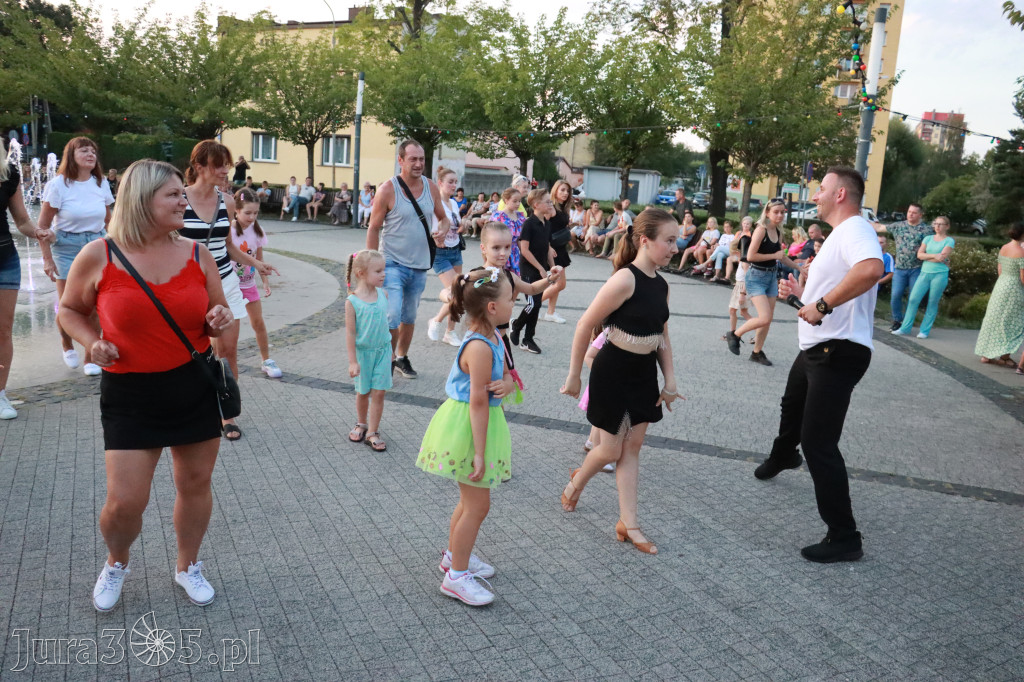 Fotorelacja: Miasto Zawiercie tańczy latino!