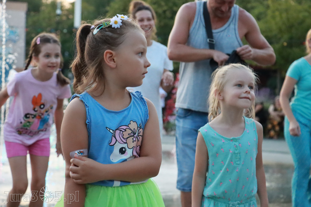 Fotorelacja: Miasto Zawiercie tańczy latino!