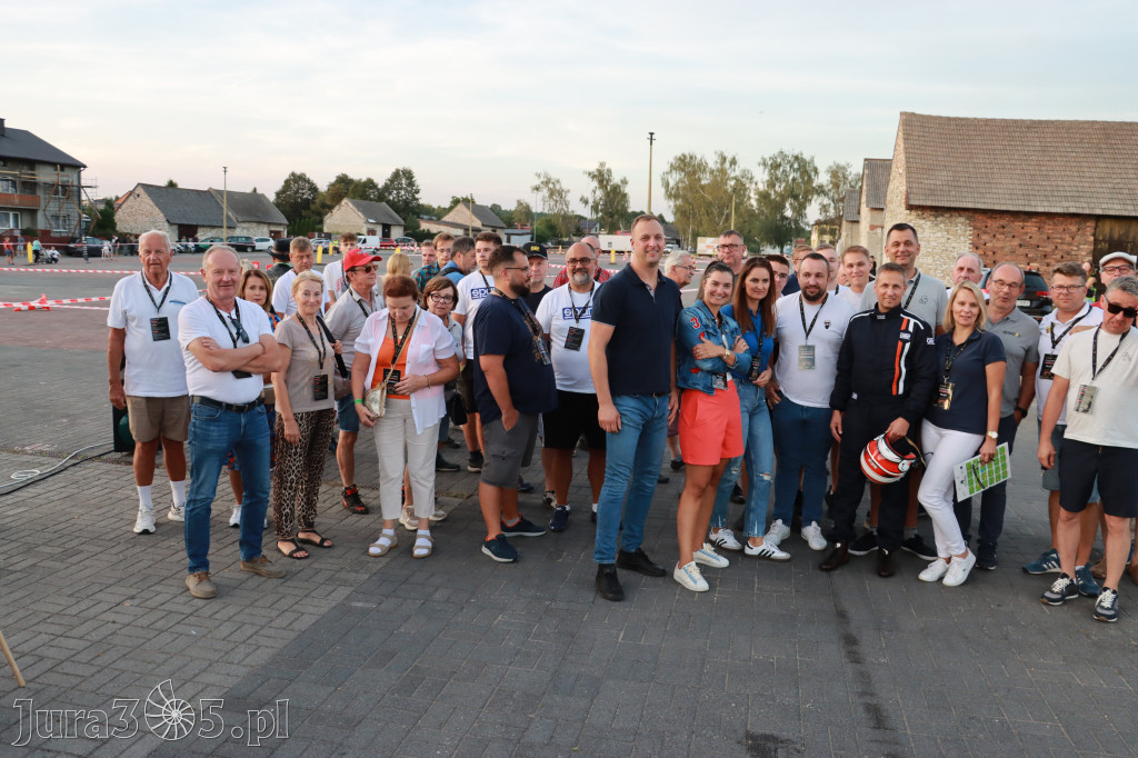 Fotorelacja: POJAZDÓW ZABYTKOWYCH w Żarkach