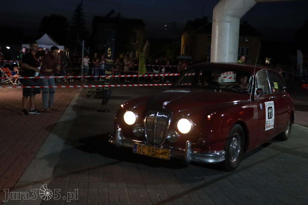 Fotorelacja: POJAZDÓW ZABYTKOWYCH w Żarkach