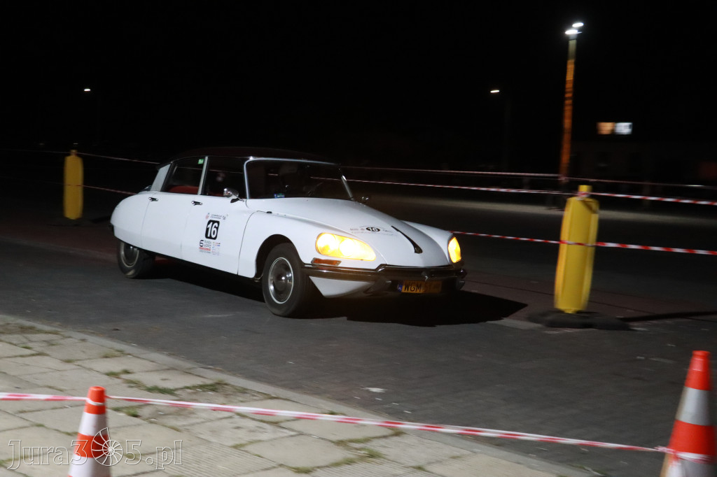 Fotorelacja: POJAZDÓW ZABYTKOWYCH w Żarkach