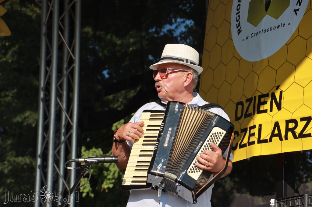 Fotorelacja: XIII Chorońska Prażuchy i X Święto Miodu.