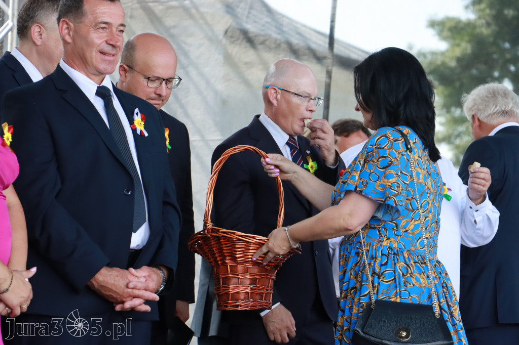 Fotorelacja I: XXV Powiatowe Dożynki w Irządzach