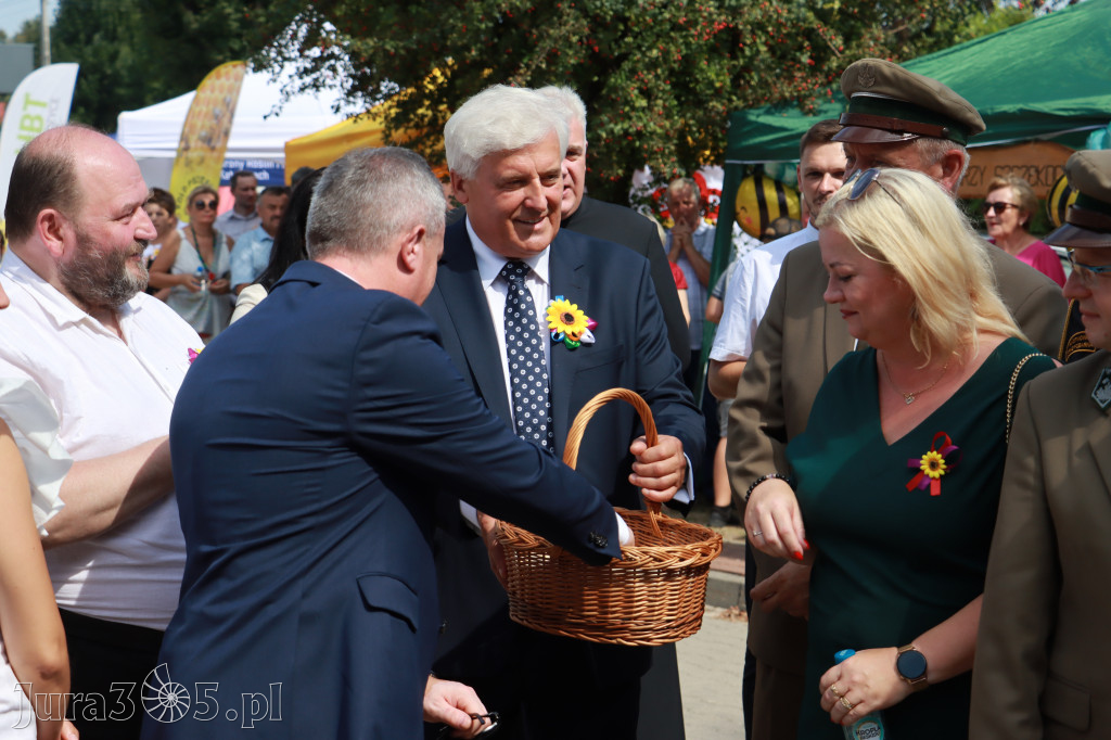Fotorelacja I: XXV Powiatowe Dożynki w Irządzach