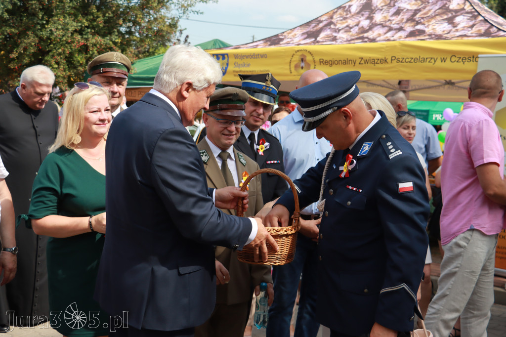 Fotorelacja I: XXV Powiatowe Dożynki w Irządzach