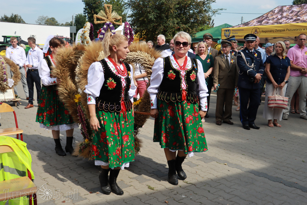 Fotorelacja I: XXV Powiatowe Dożynki w Irządzach