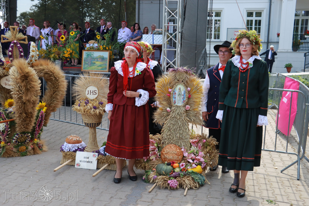 Fotorelacja I: XXV Powiatowe Dożynki w Irządzach