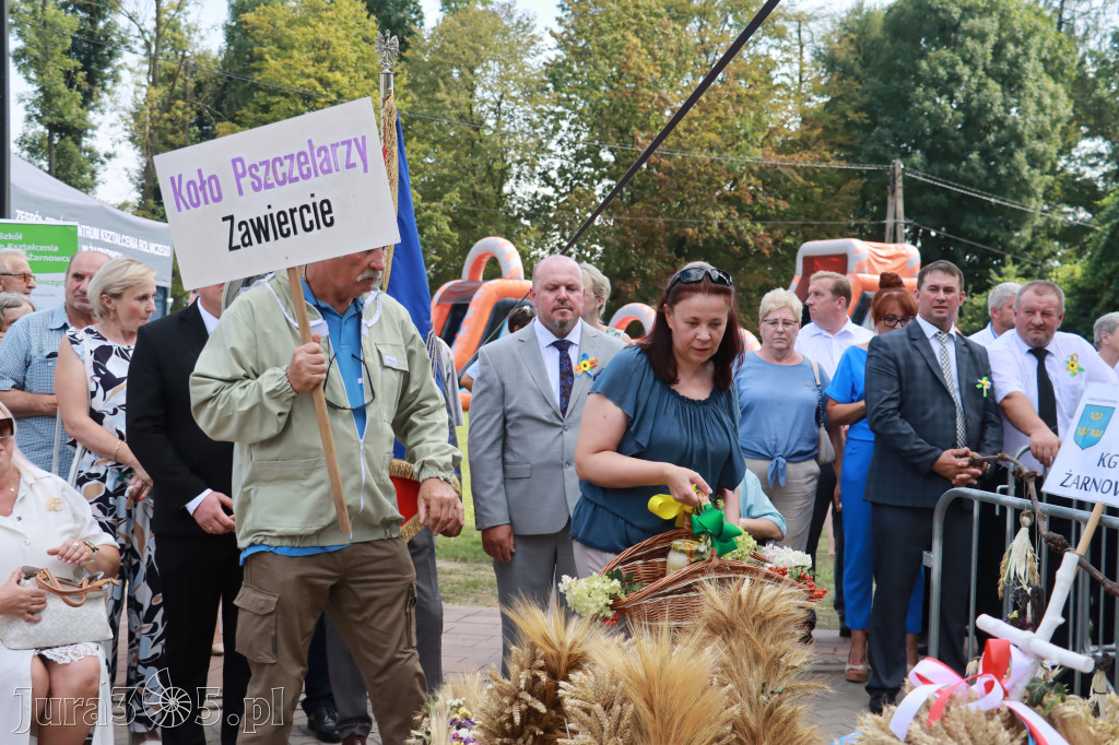 Fotorelacja I: XXV Powiatowe Dożynki w Irządzach