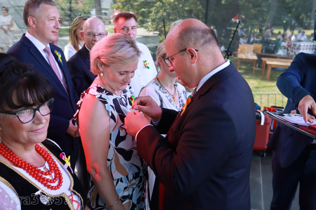 Fotorelacja I: XXV Powiatowe Dożynki w Irządzach