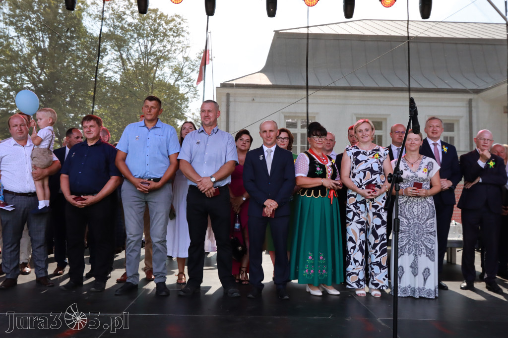Fotorelacja I: XXV Powiatowe Dożynki w Irządzach