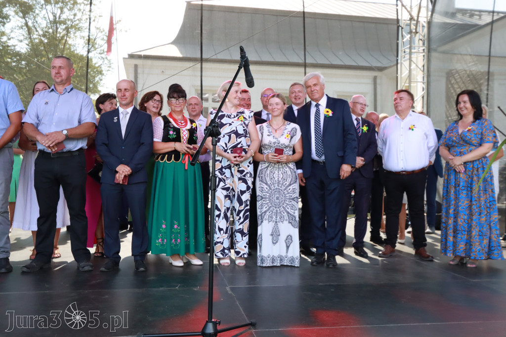Fotorelacja I: XXV Powiatowe Dożynki w Irządzach