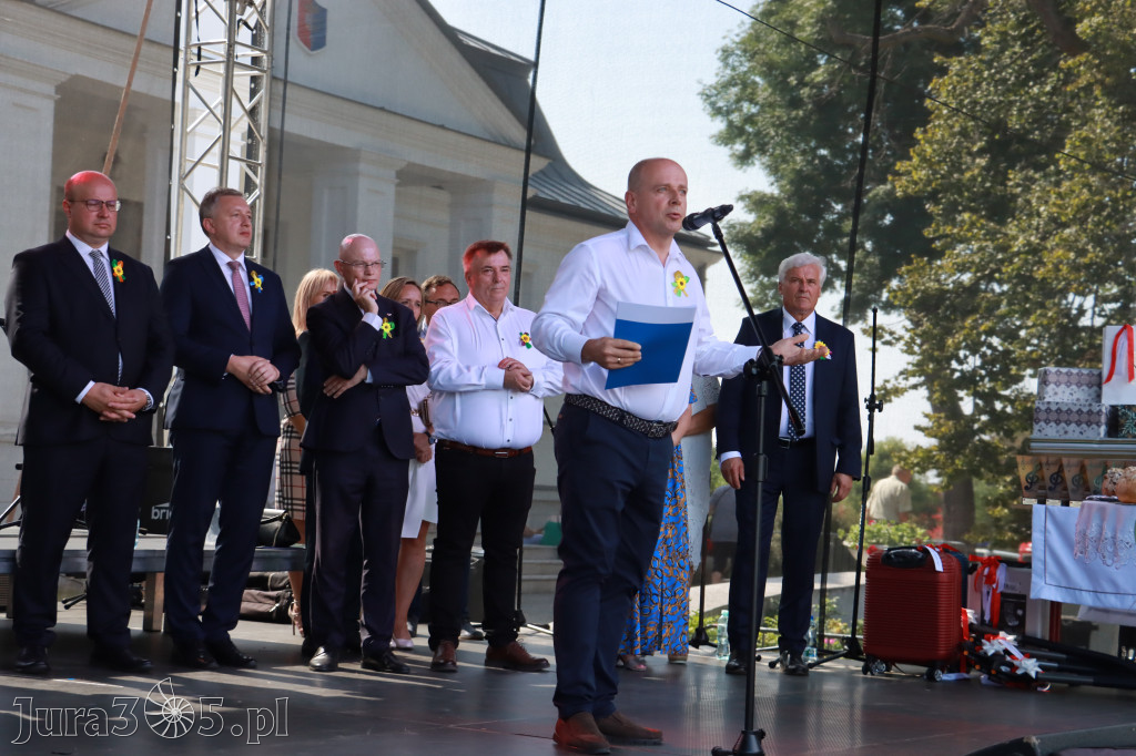 Fotorelacja I: XXV Powiatowe Dożynki w Irządzach