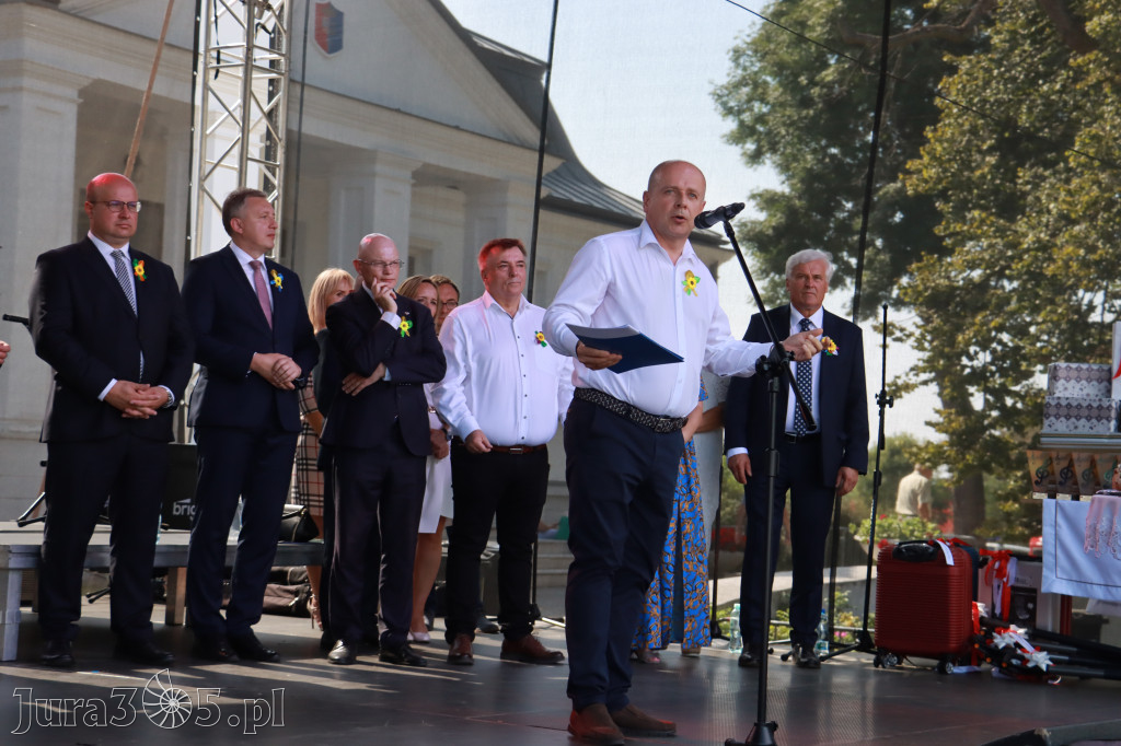 Fotorelacja I: XXV Powiatowe Dożynki w Irządzach