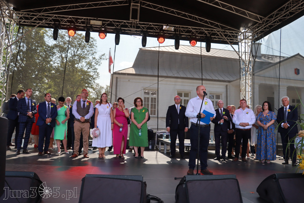 Fotorelacja I: XXV Powiatowe Dożynki w Irządzach