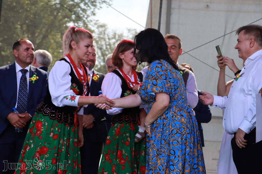 Fotorelacja I: XXV Powiatowe Dożynki w Irządzach