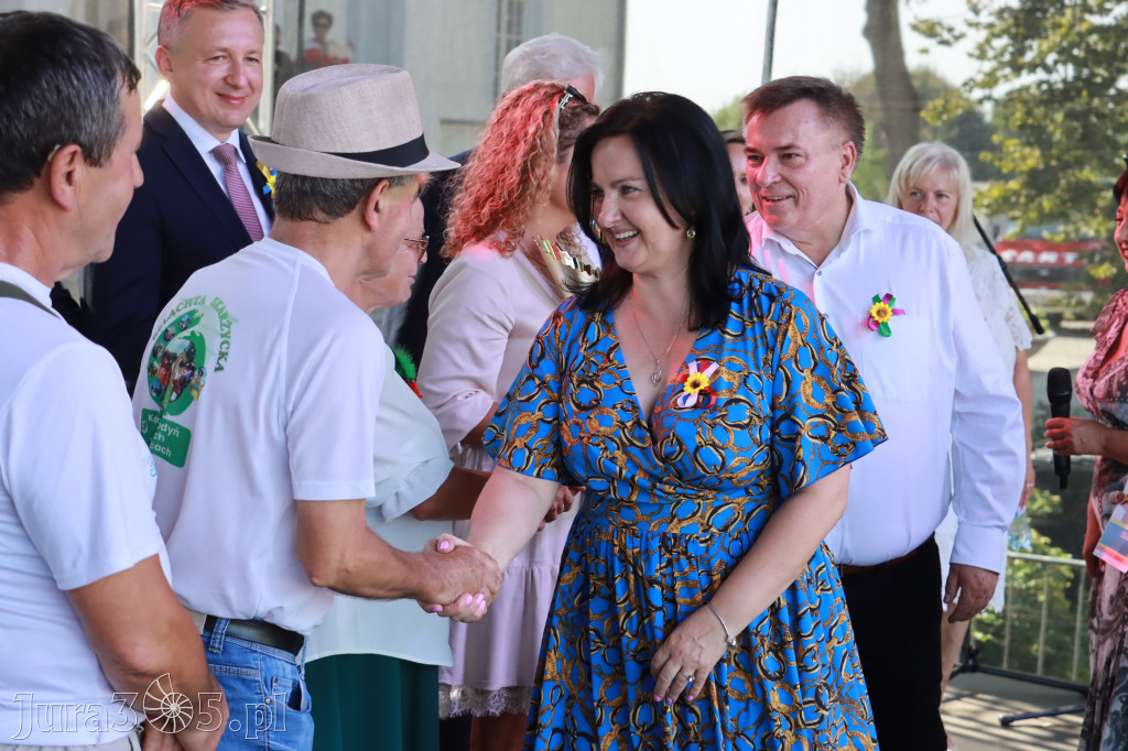Fotorelacja I: XXV Powiatowe Dożynki w Irządzach