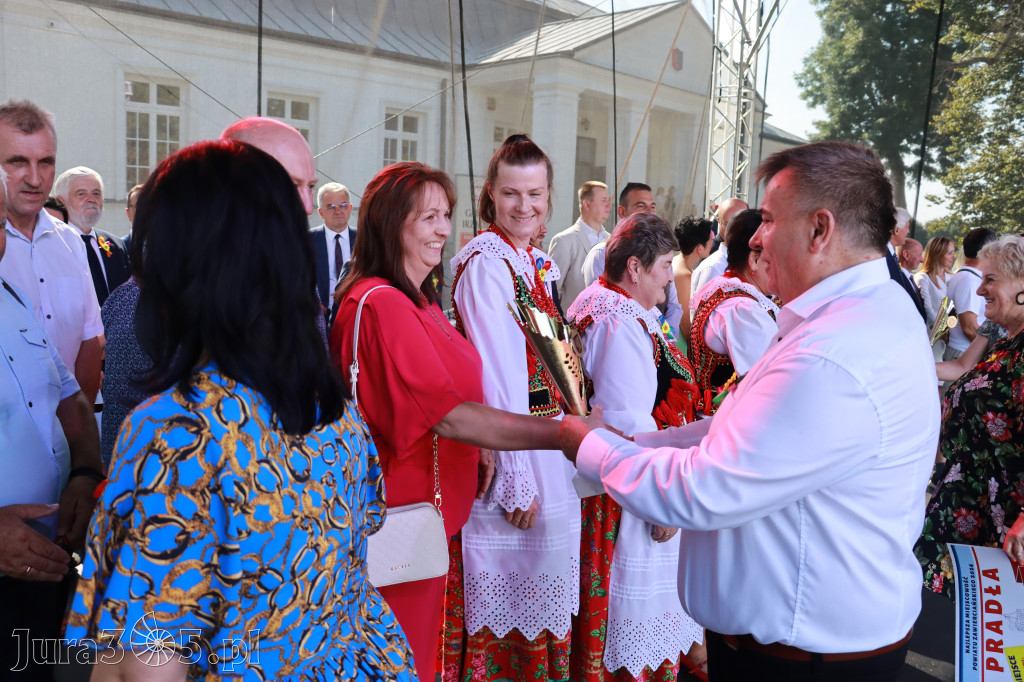 Fotorelacja I: XXV Powiatowe Dożynki w Irządzach