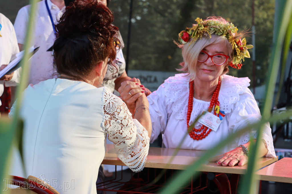 Fotorelacja II: XXV Powiatowe Dożynki w Irządzach